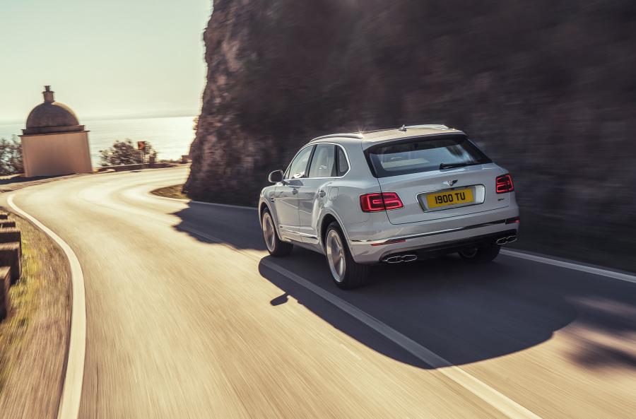  Bentley Bentayga Hybrid 2018 года  (WW) (фото 3 из 45)